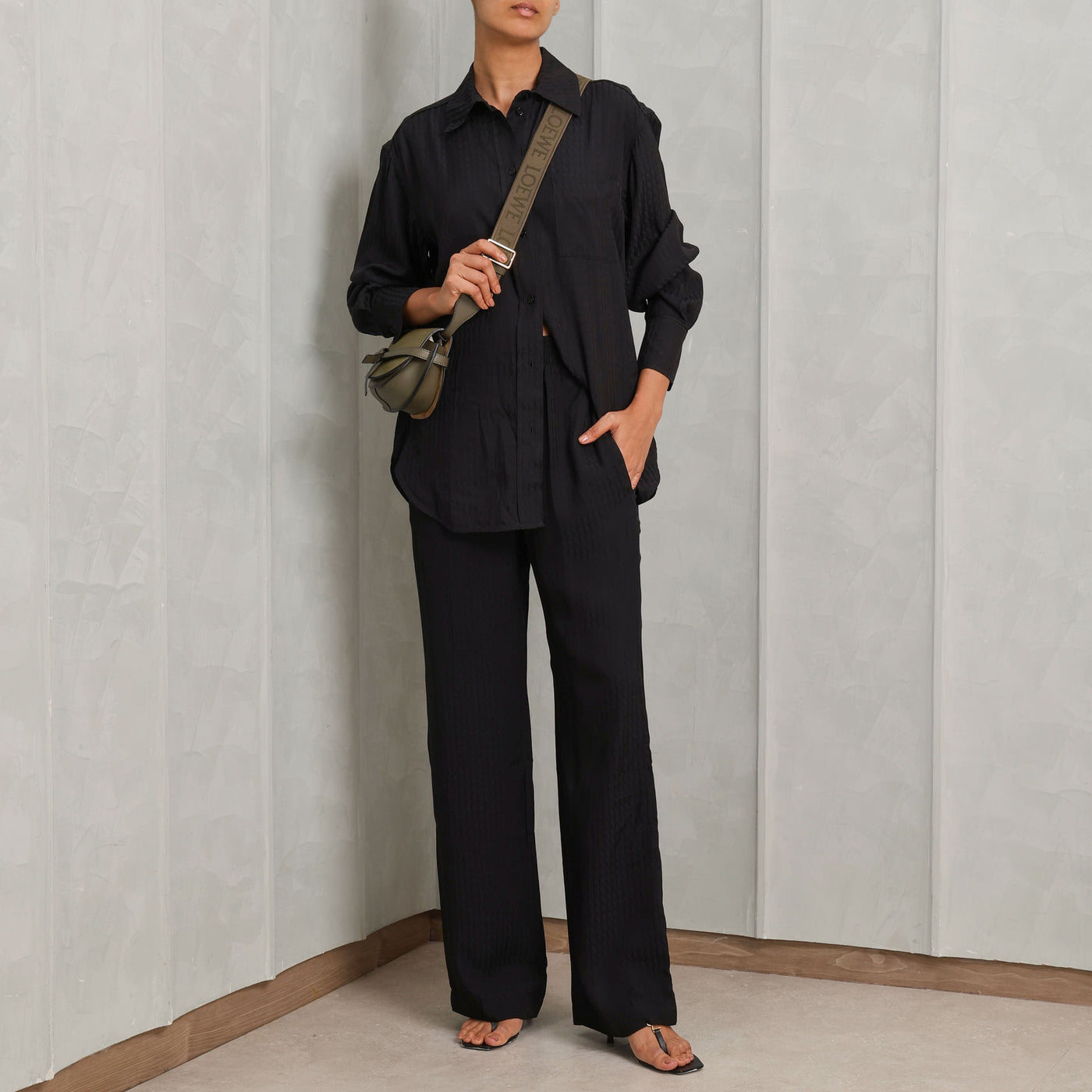 VICTORIA BECKHAM pyjama trousers viscose black elasticated waistband with pleated fabric detailing and side pockets