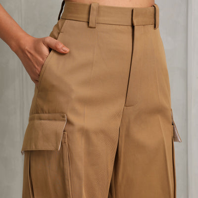 VICTORIA BECKHAM relaxed cargo pants cotton brown pockets at the side of each leg and dart detailing on the knees