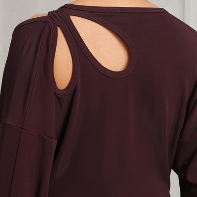 VICTORIA BECKHAM twist detail jersey top viscose brown round fitted round neck drop shoulder with teardrop-shaped cut-out