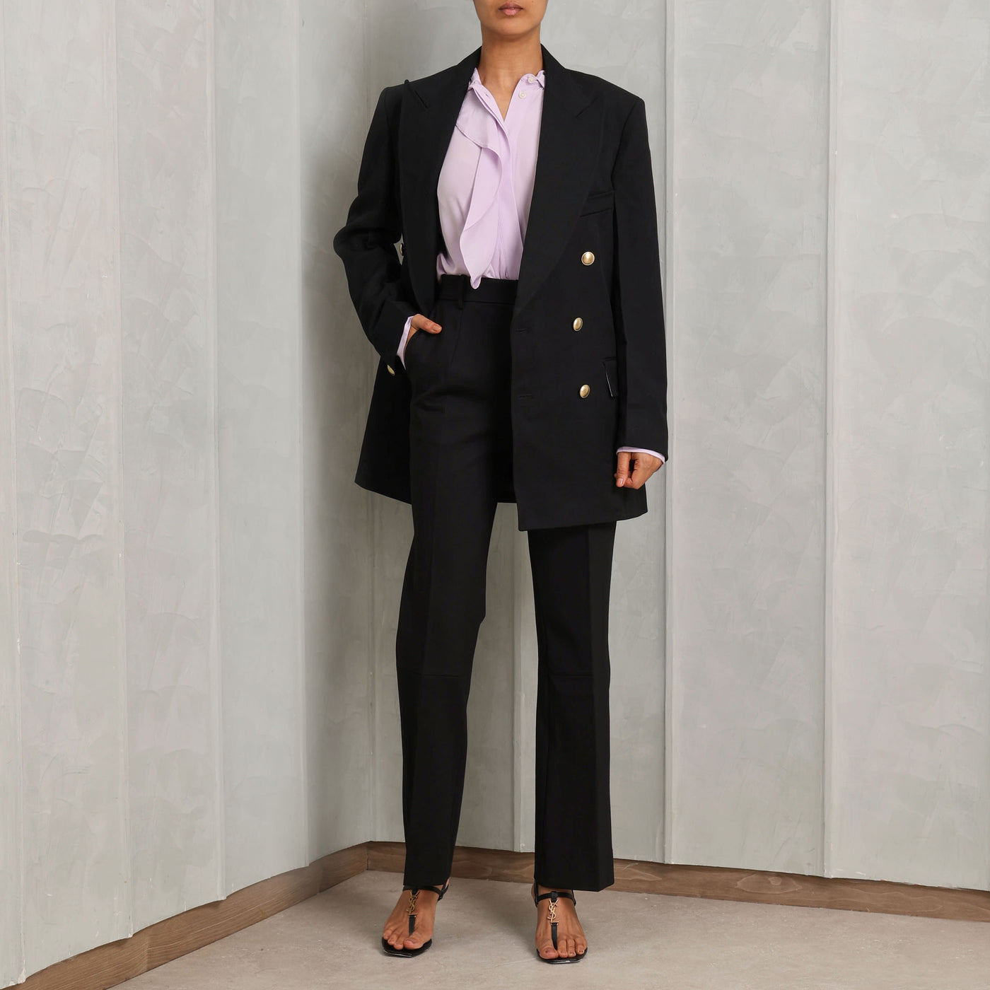 VICTORIA BECKHAM cropped kick trousers viscose blackside pockets and leg creases on the front and back