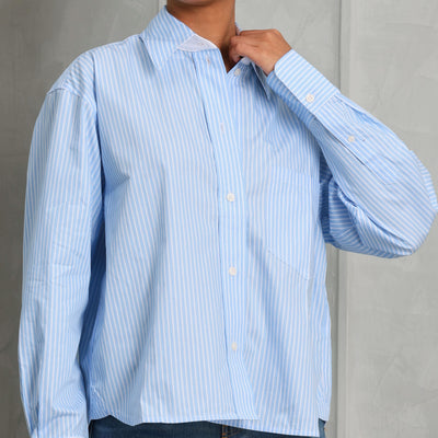 VICTORIA BECKHAM cropped long sleeve shirt organic cotton blue stripped classic collar pocket on the front