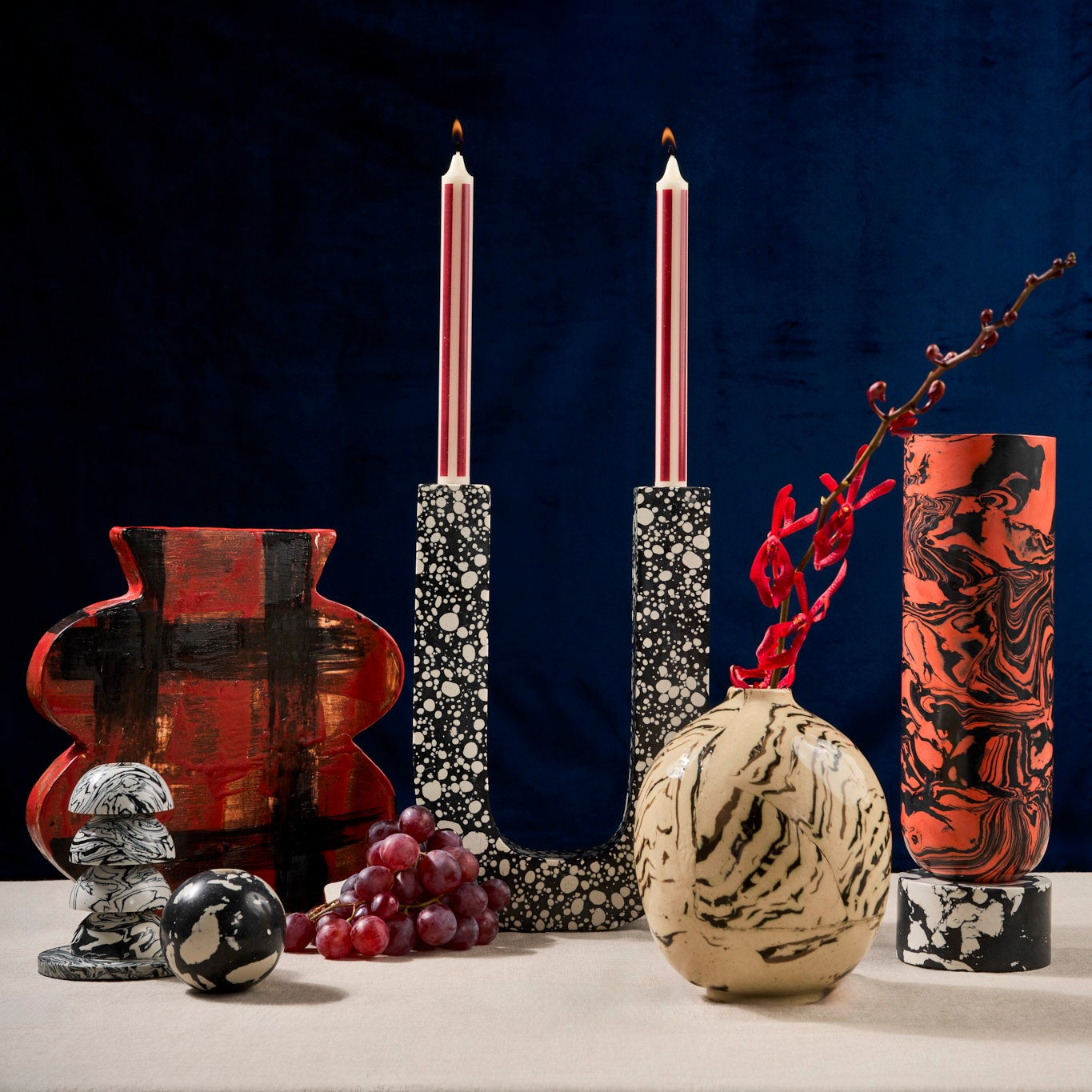 Resin U Shape Orange Flame Vase