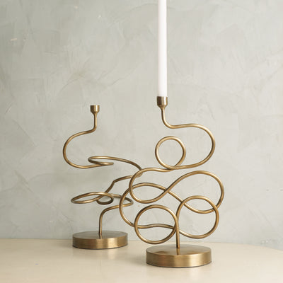 3D Gold Squiggle Candle Stand