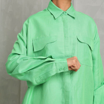 ACLER finchley shirt green oversized drop shoulder design, collared neckline, pocket flaps and button front closure 