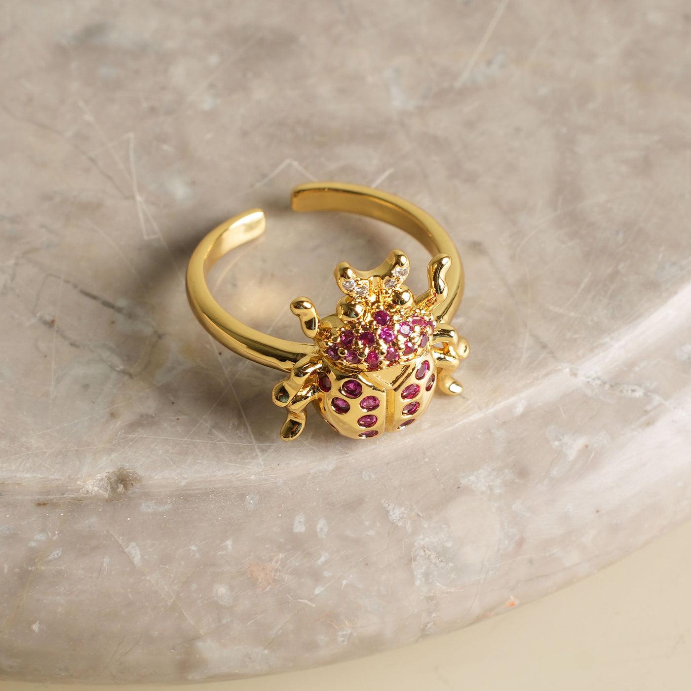 Beetle design gold ring at Le Mill