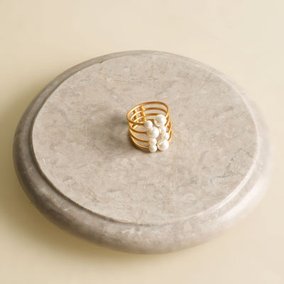 Pearl octopus gold ring