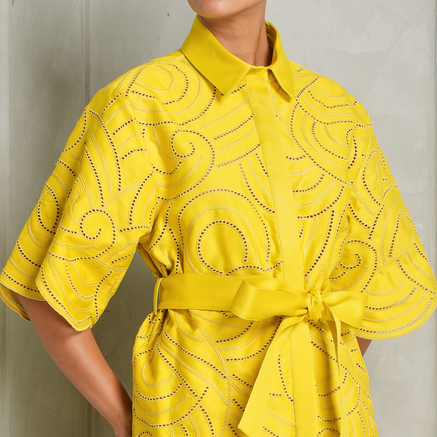 Yellow shirt with black patterns elie saab