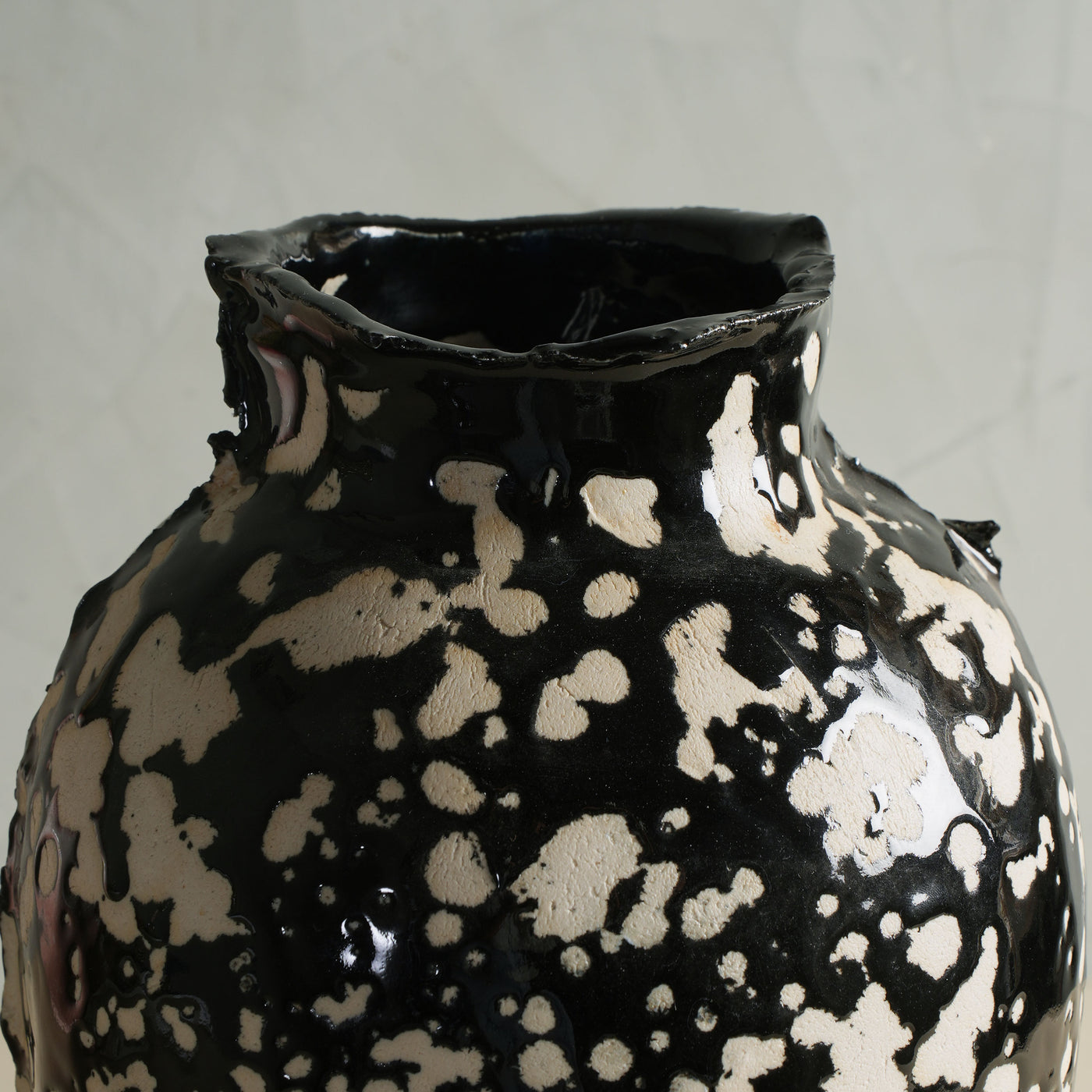 Glaze Medium Roman Vase