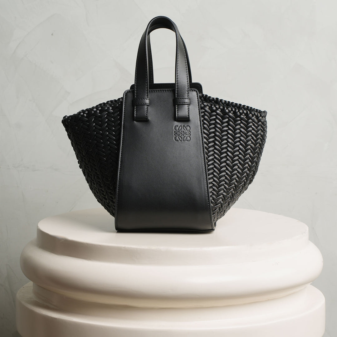 Hammock Compact Woven Bag | Loewe | Le Mill