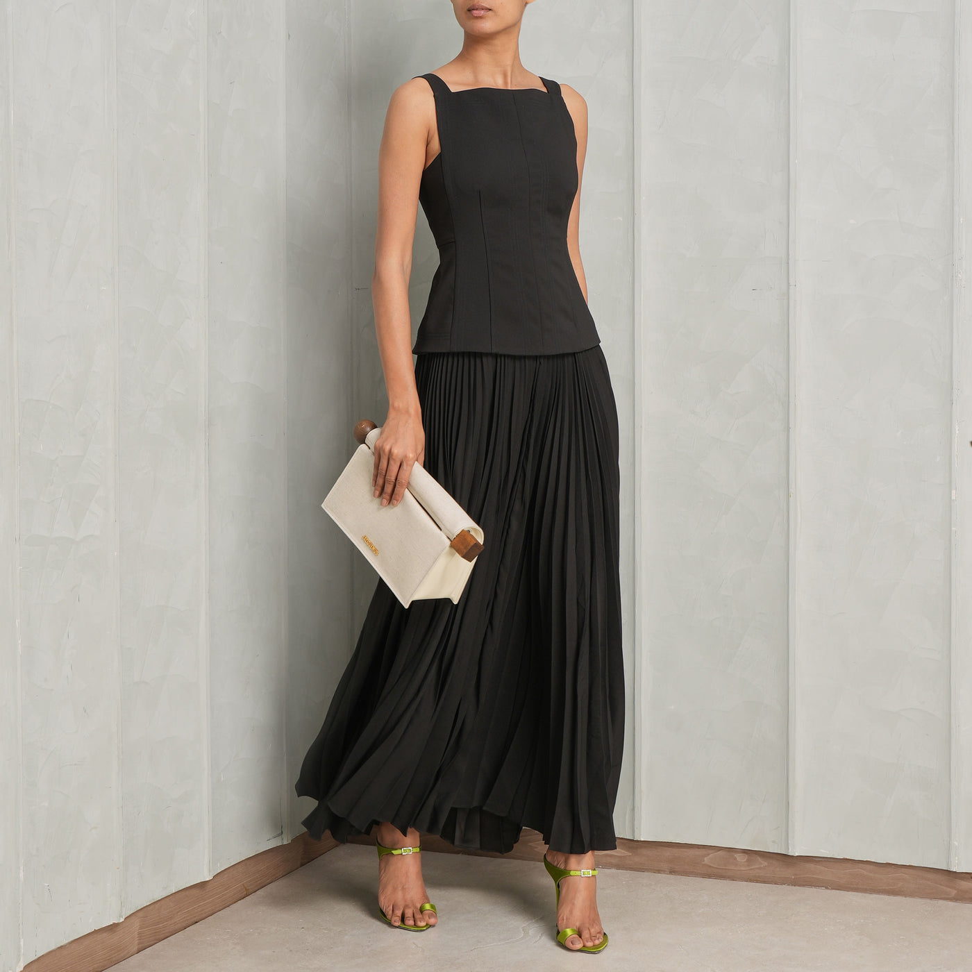 black hollinshill maxi dress by acler at le mill