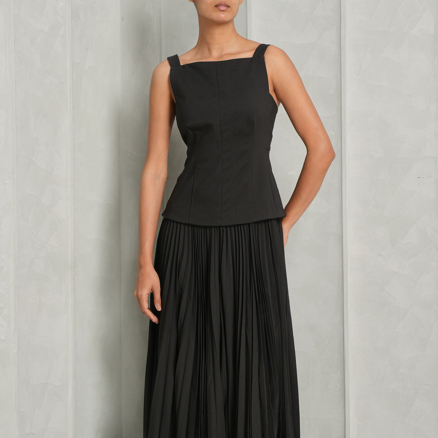 black sleeveless pleated a maxi dress by acler at le mill