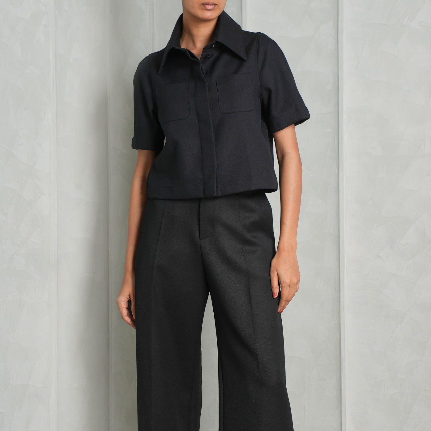 LOEWE black reproportioned shirt with buttons and pockets