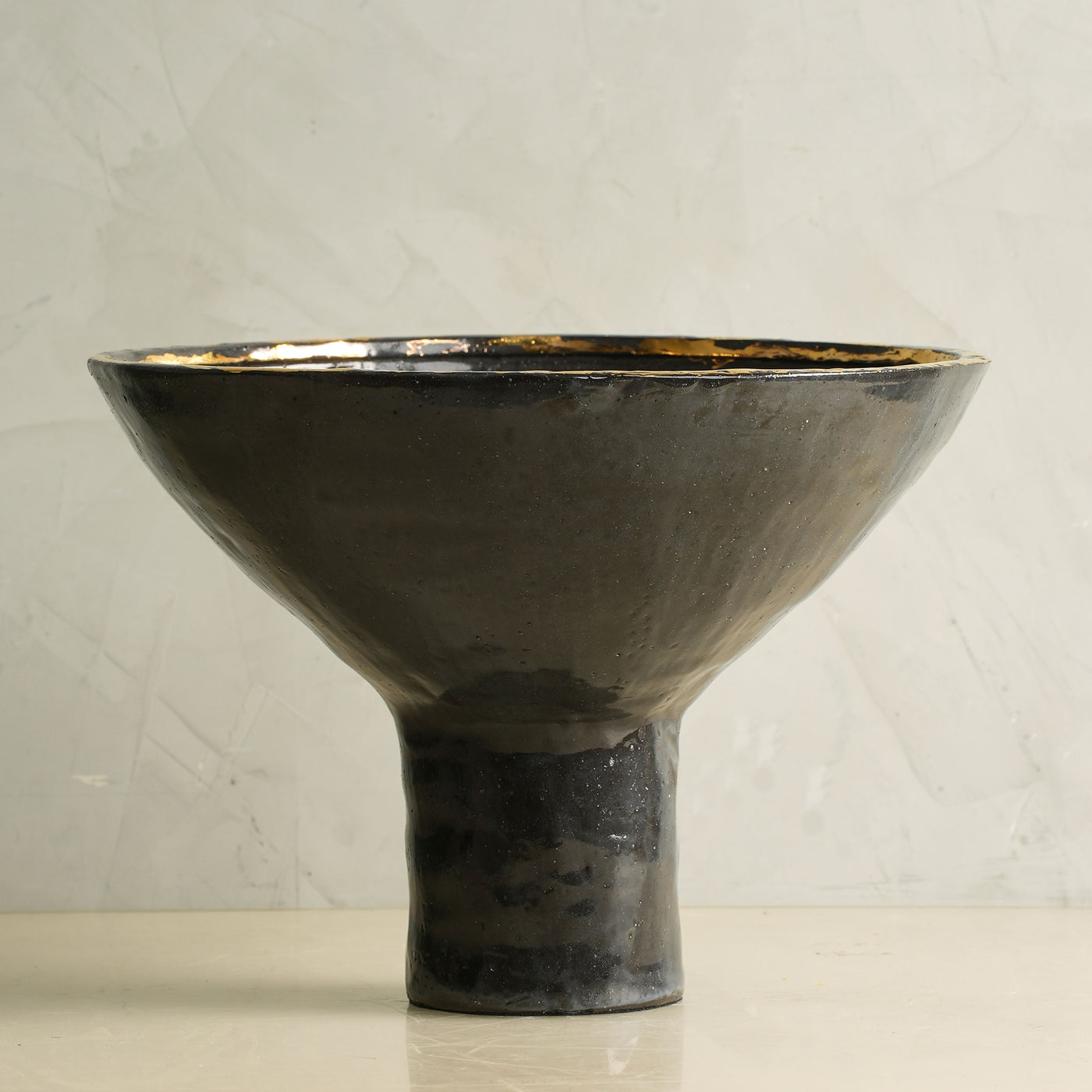 Glazed Gold Lip Fruit Vase