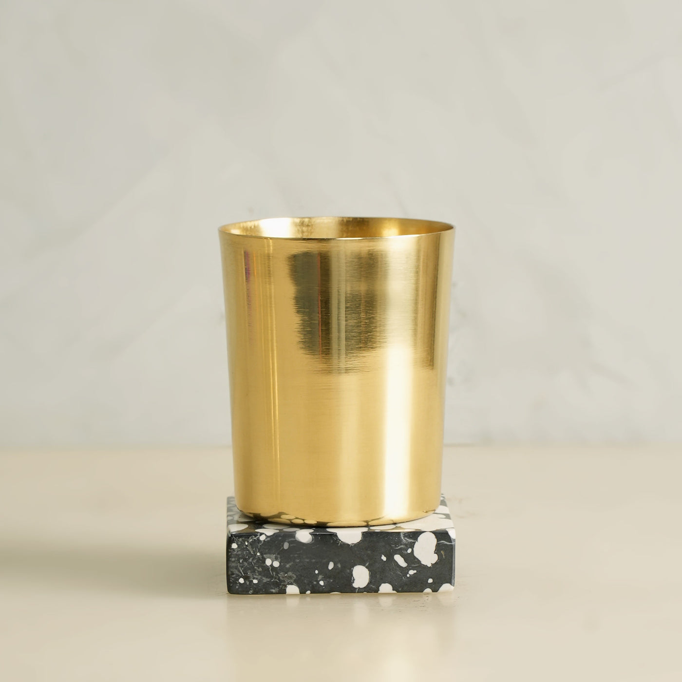 Cube Resin Base Brass Tumbler