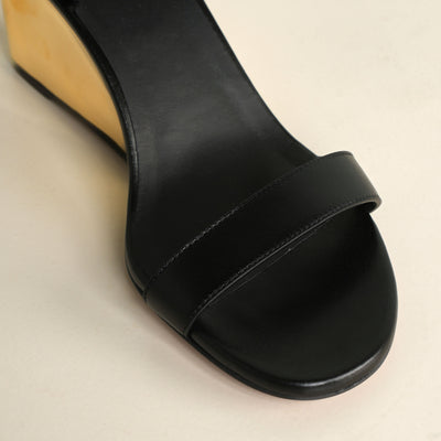 CHLOE Rebecca heeled sandals wedges black simple classy 