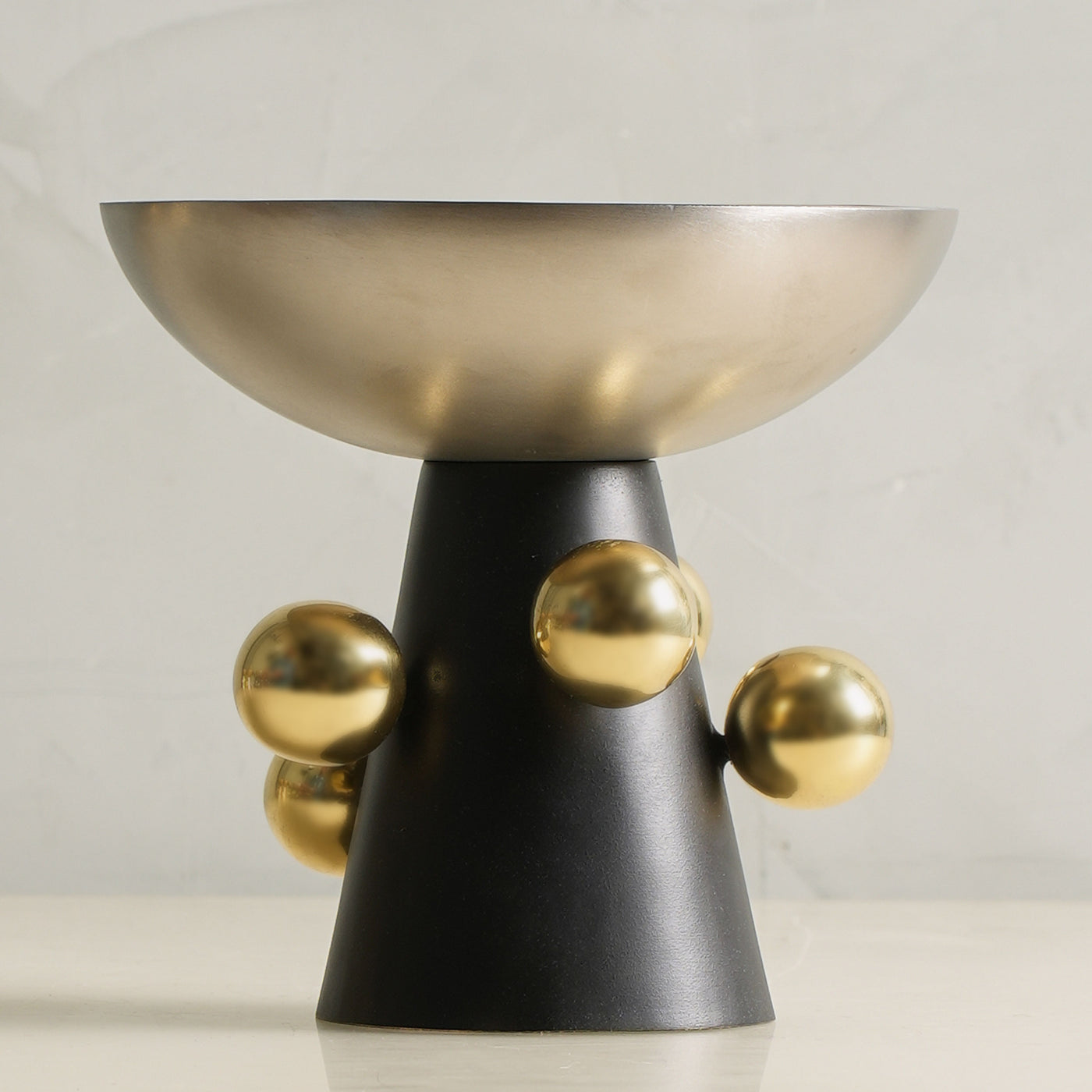 Conical Stand Ball Bowl