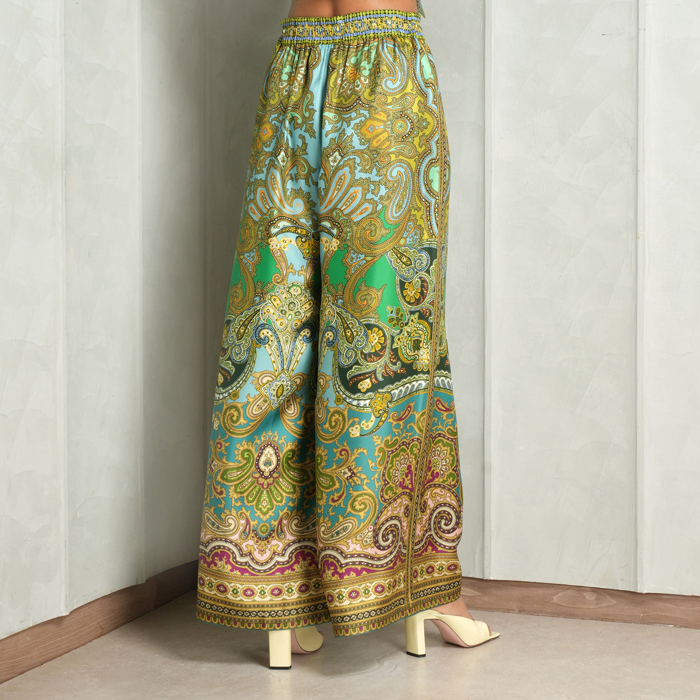  Alémais  at Le Mill