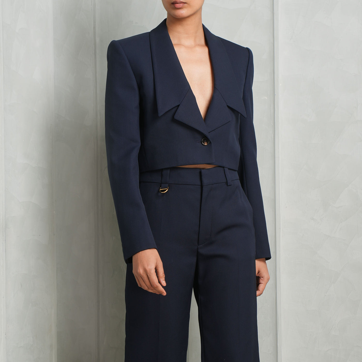 Chloé Cropped Spence Blazer Deep V-neckline