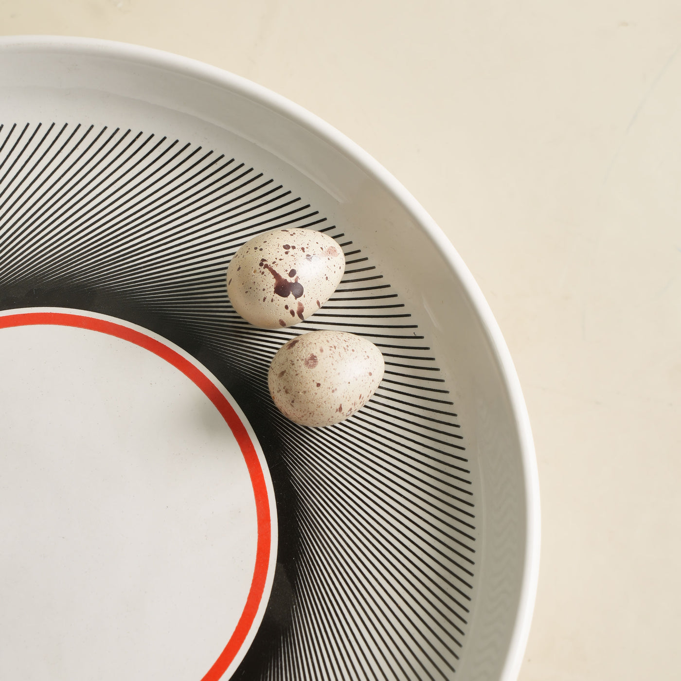 Radial Holiday Dinner Plate