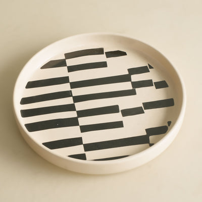 Thick Line Grid Holiday Plate