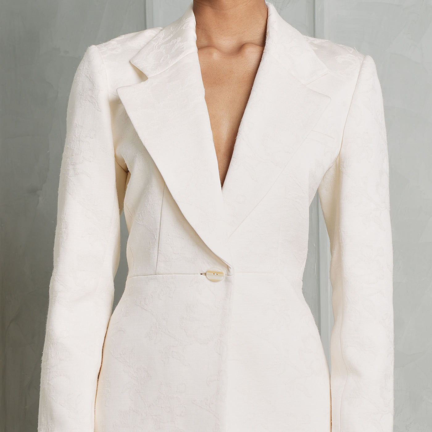ALEXIS Ivory brocade white varo jacket