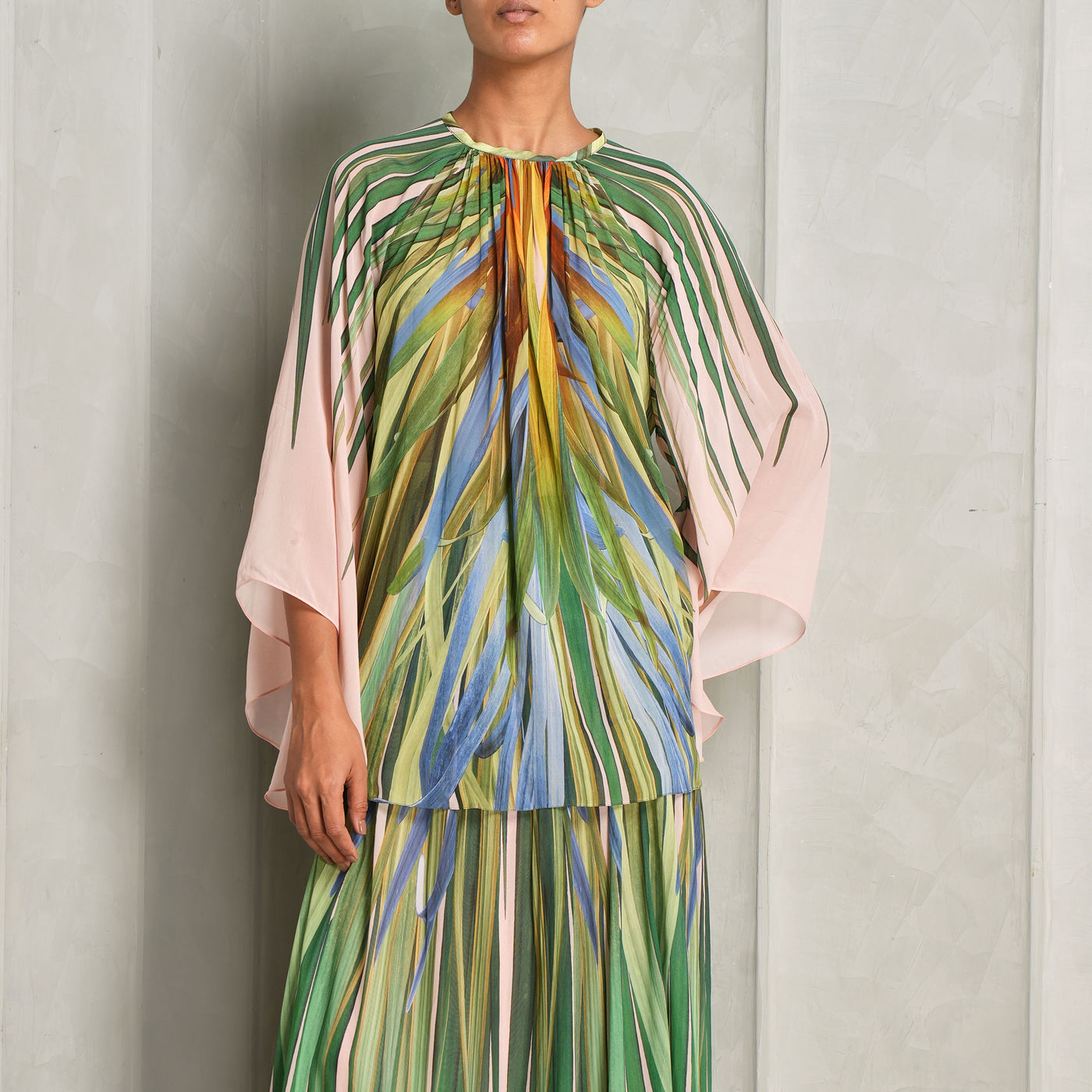 colorful top le mill