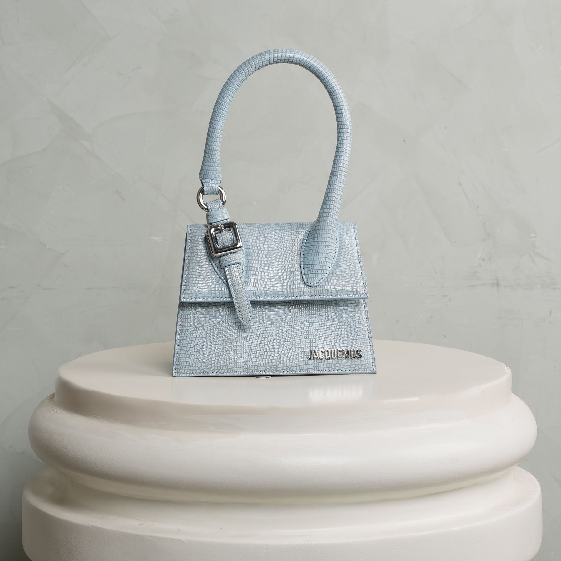 Jacquemus Medium Chiquito with Buckle - Main Image