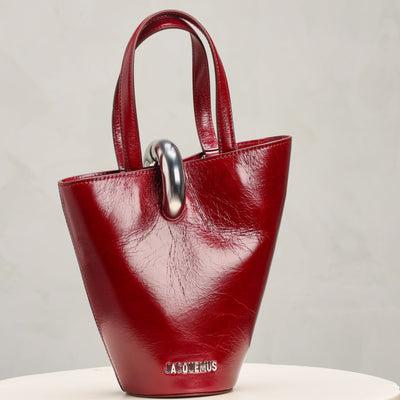 jacquemus bambola bag in red color at le mill
