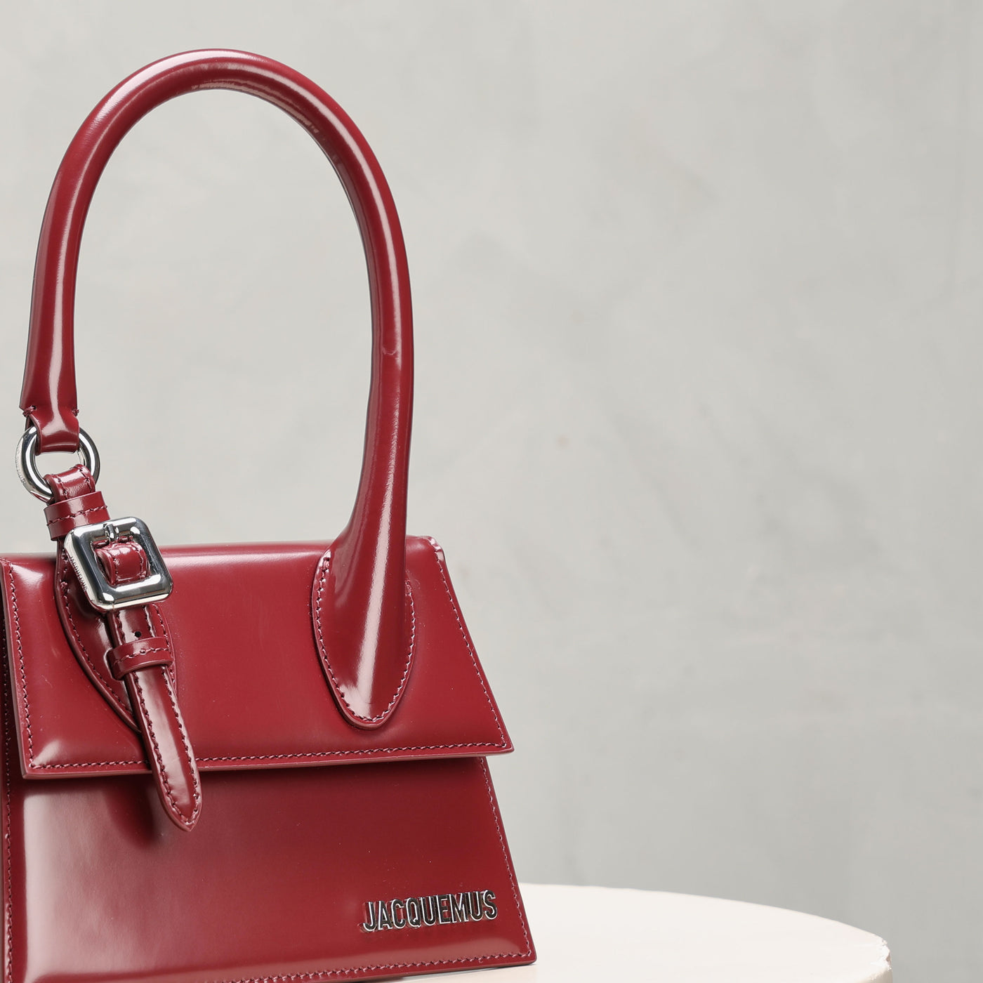 red handbag from jacquemus at le mill