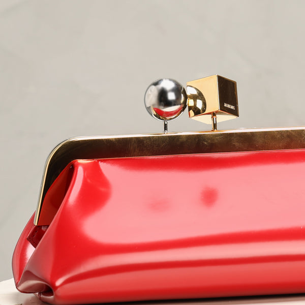 red clutch bag jacquemus le mill