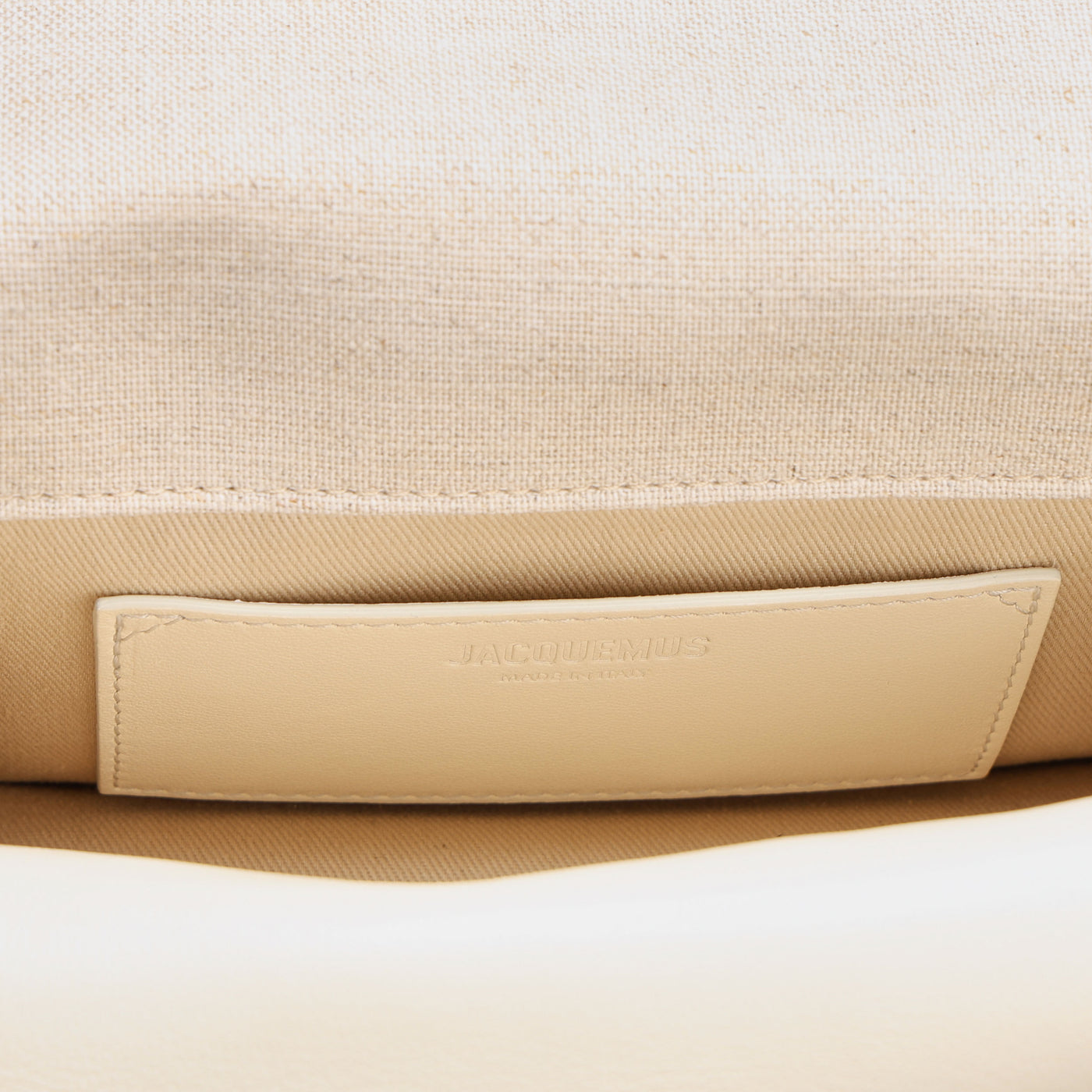 beige bag jacquemus le mill 