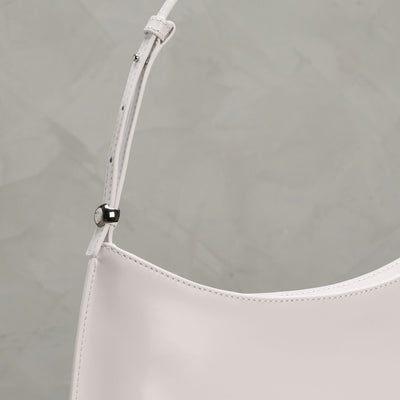 white bisou perle bag from jacquemus at le mill