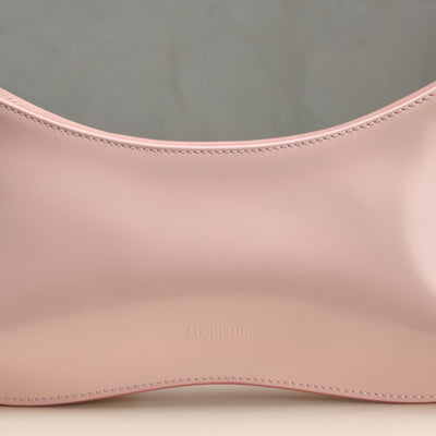 jacquemus shoulder bag at le mill