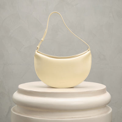 small ovalo shoulder bag in yellow jacquemus