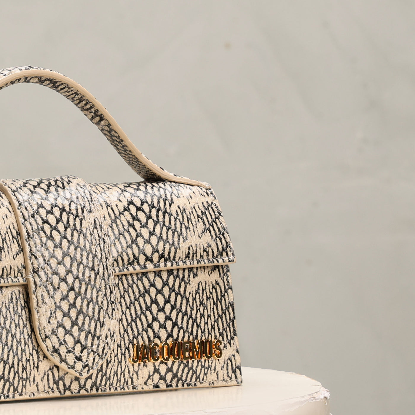 jacquemus bambino bag le mill 