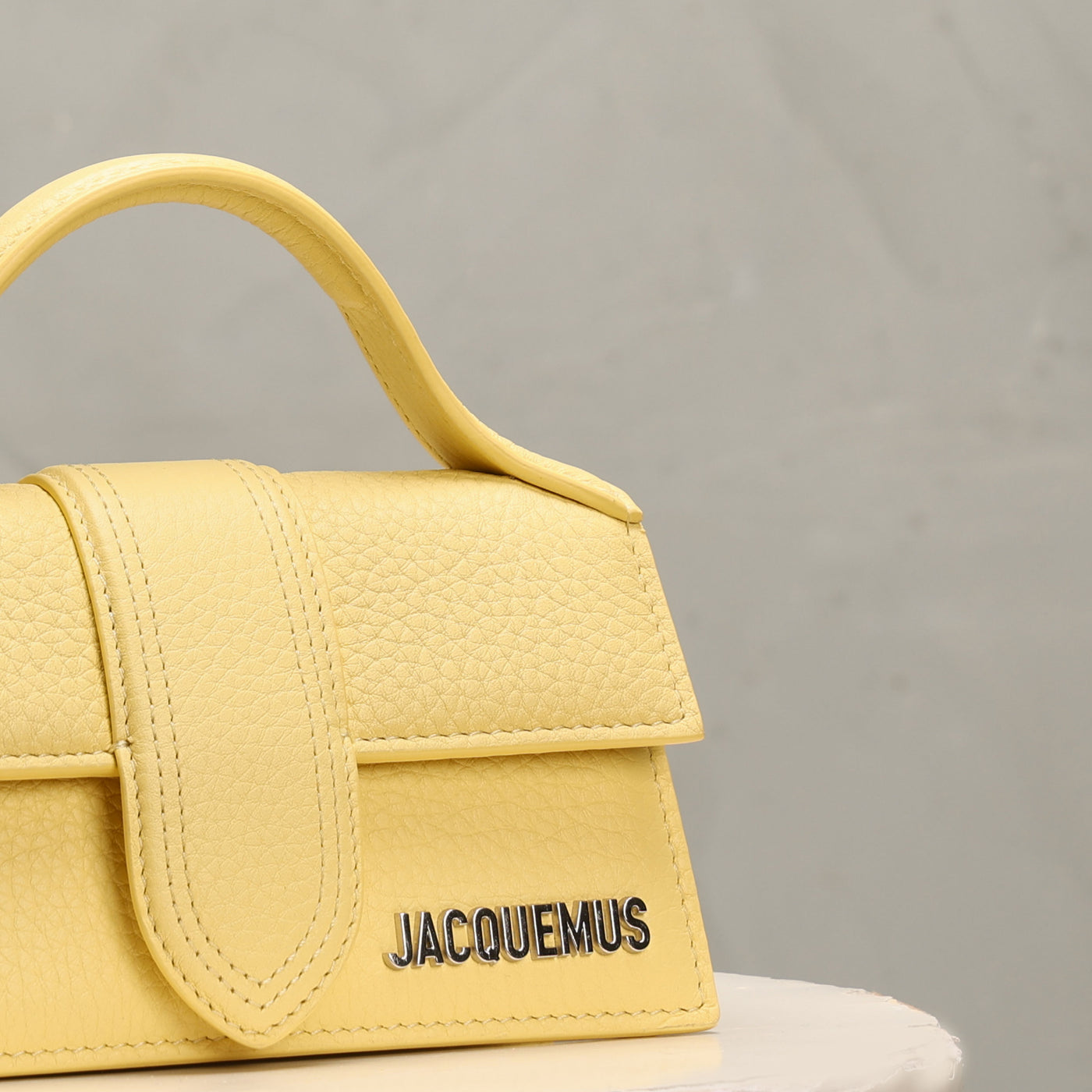 jacquemus bambino bag le mill yellow color