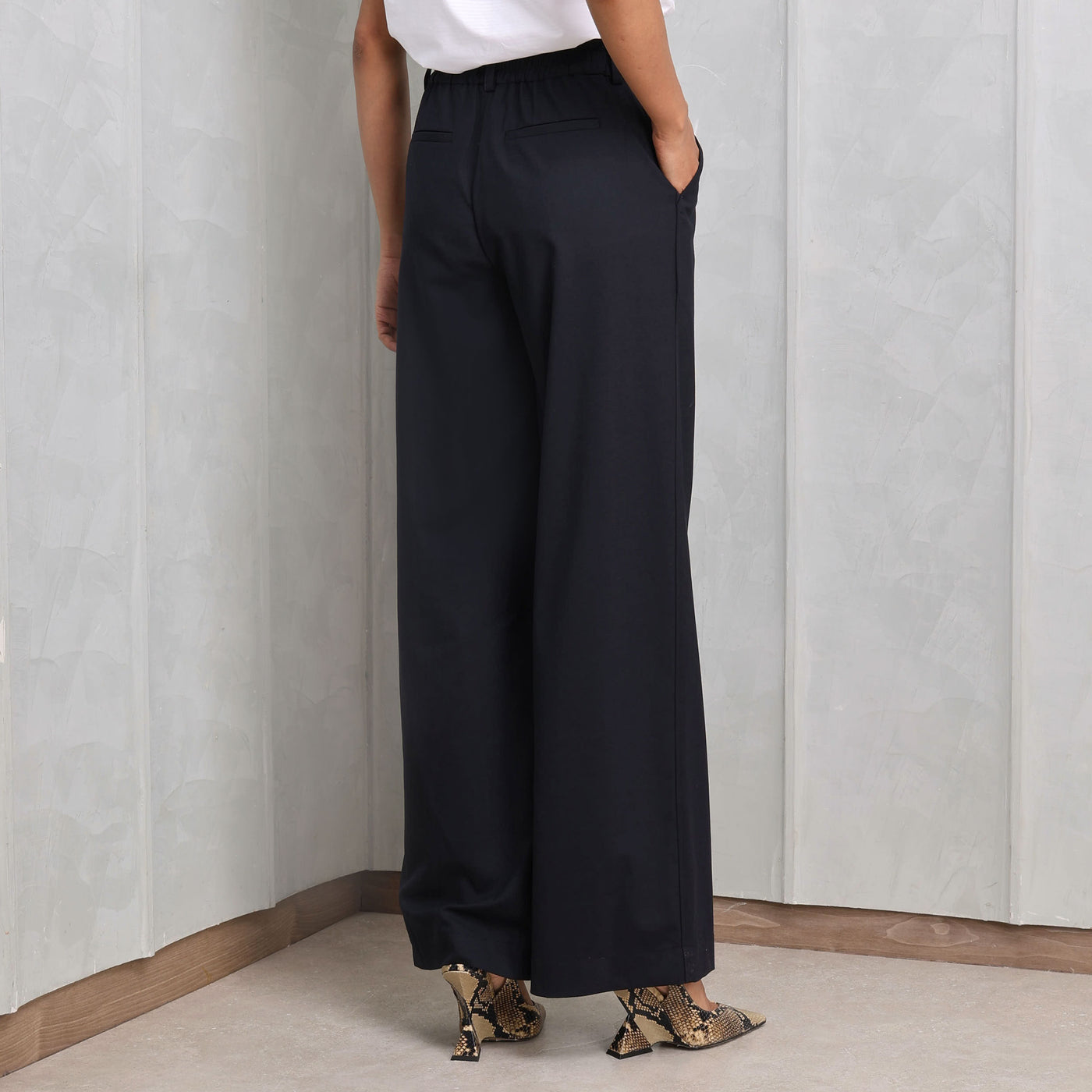 SIMKHAI Collins Straight Leg Pants black 