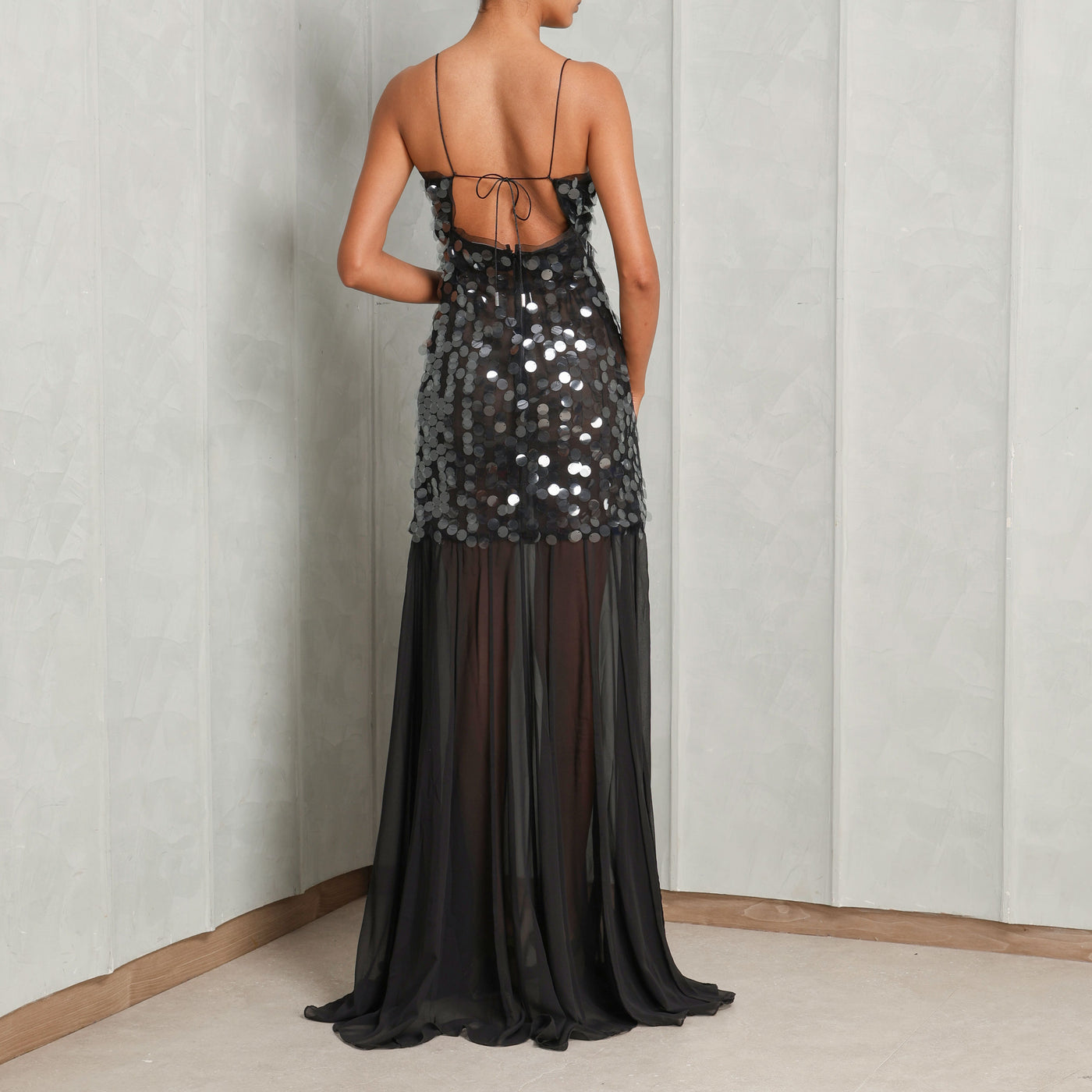 16Arlington Thin Strapped Salia Gown