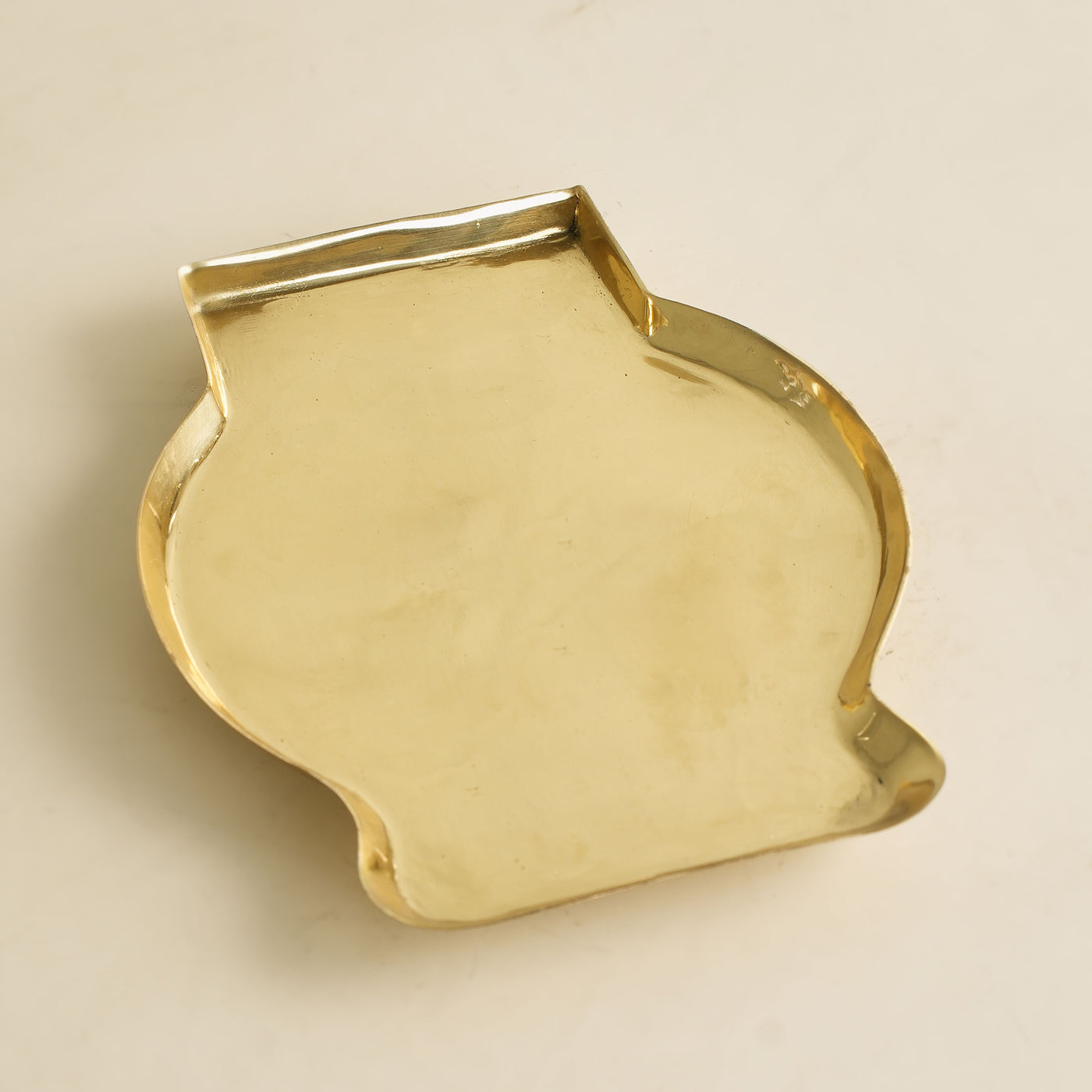 Modern Matka Brass Side Plate