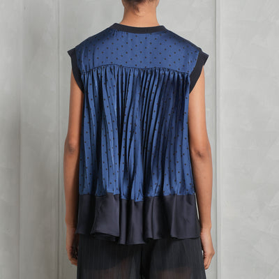 SACAI Navy T-Shirt with a rear pleated detail with a polka-dotted print