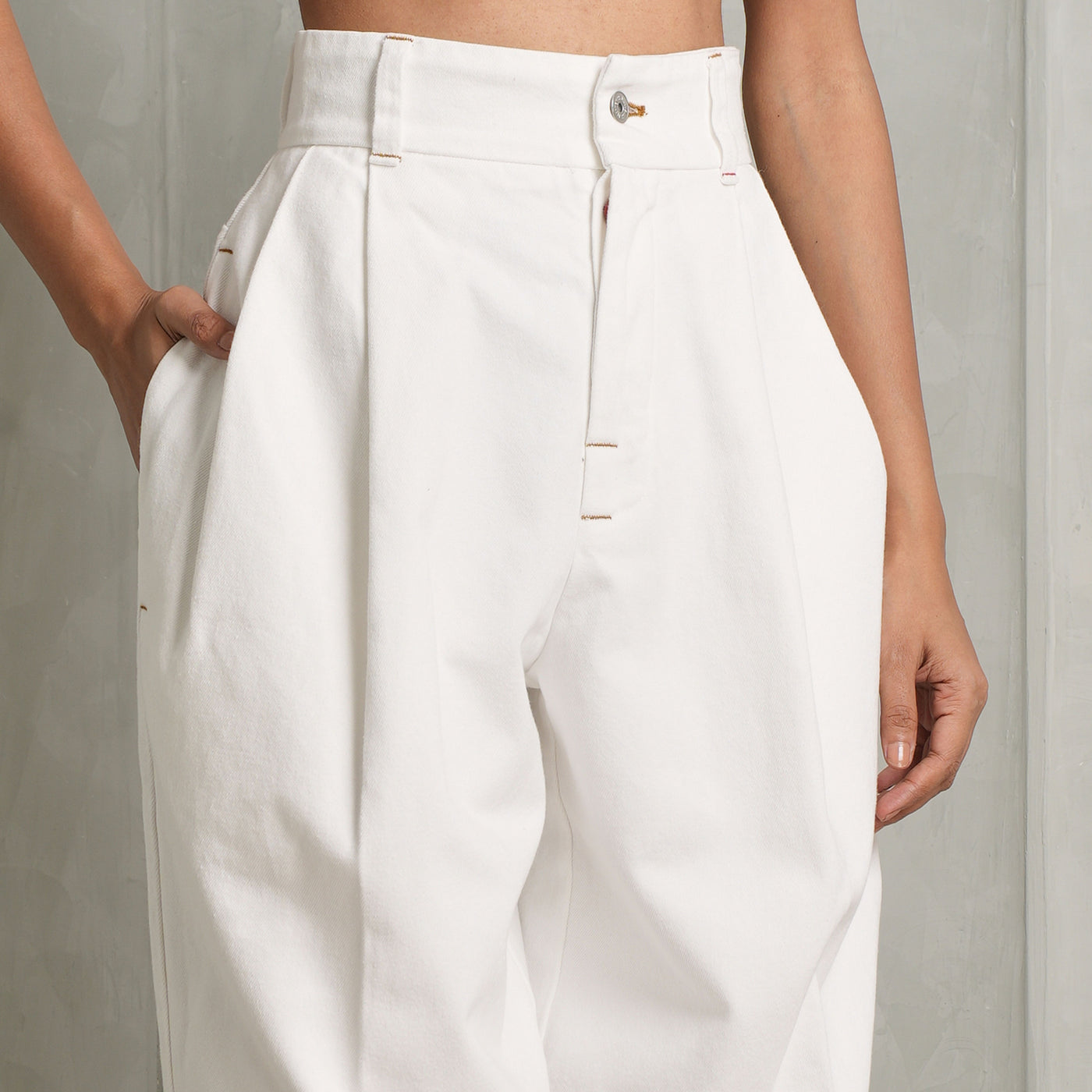 Jacquemus Curzio Jeans sinched waist