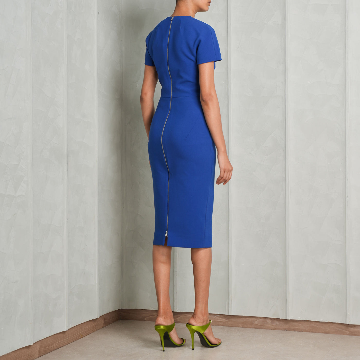 VICTORIA BECKHAM blue midi classic t-shirt dress
