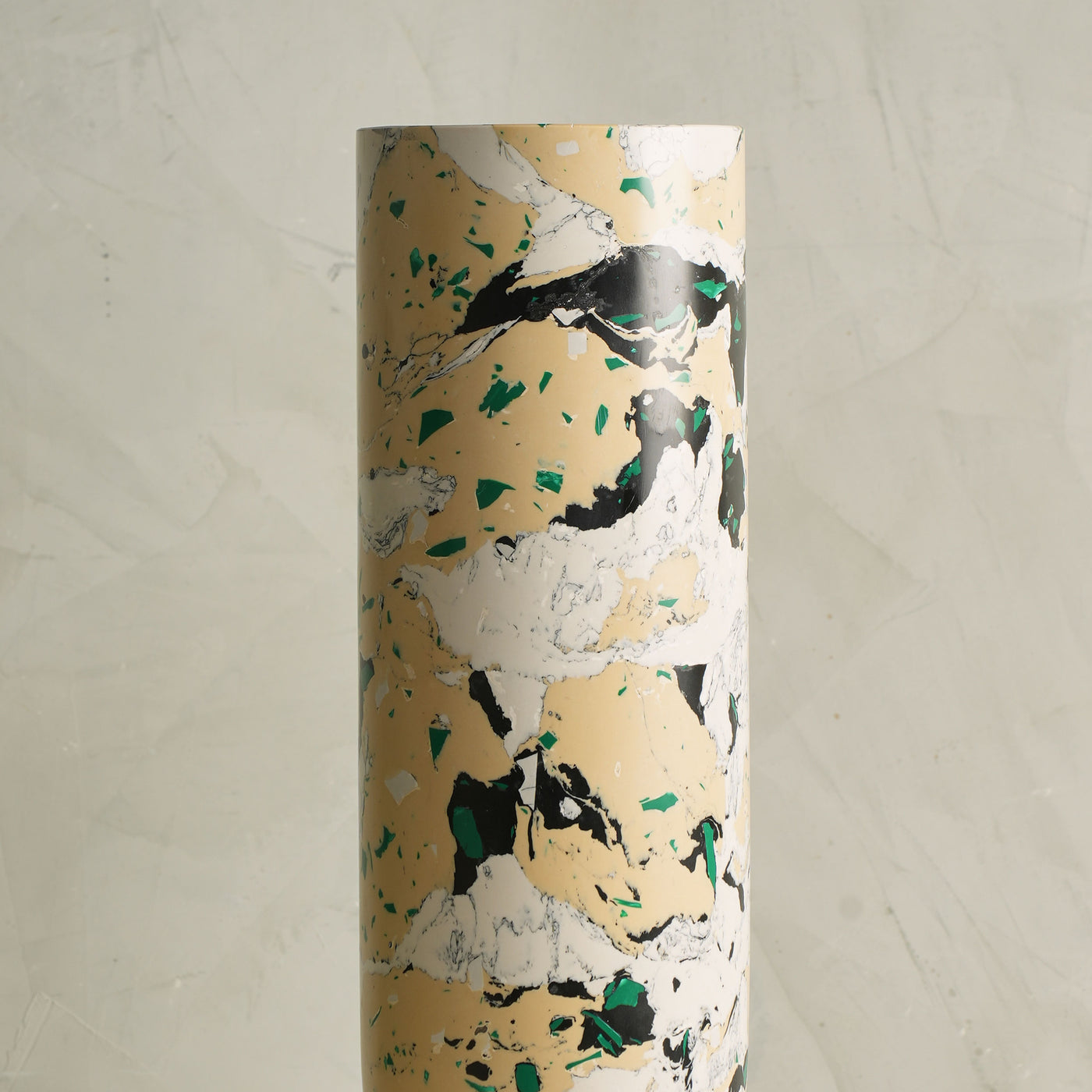 Resin U Shape Terraco Vase