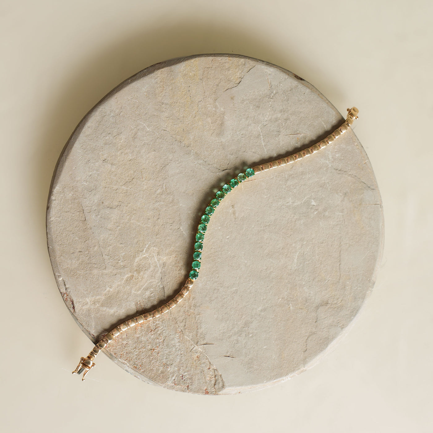 Round Emerald Bracelet