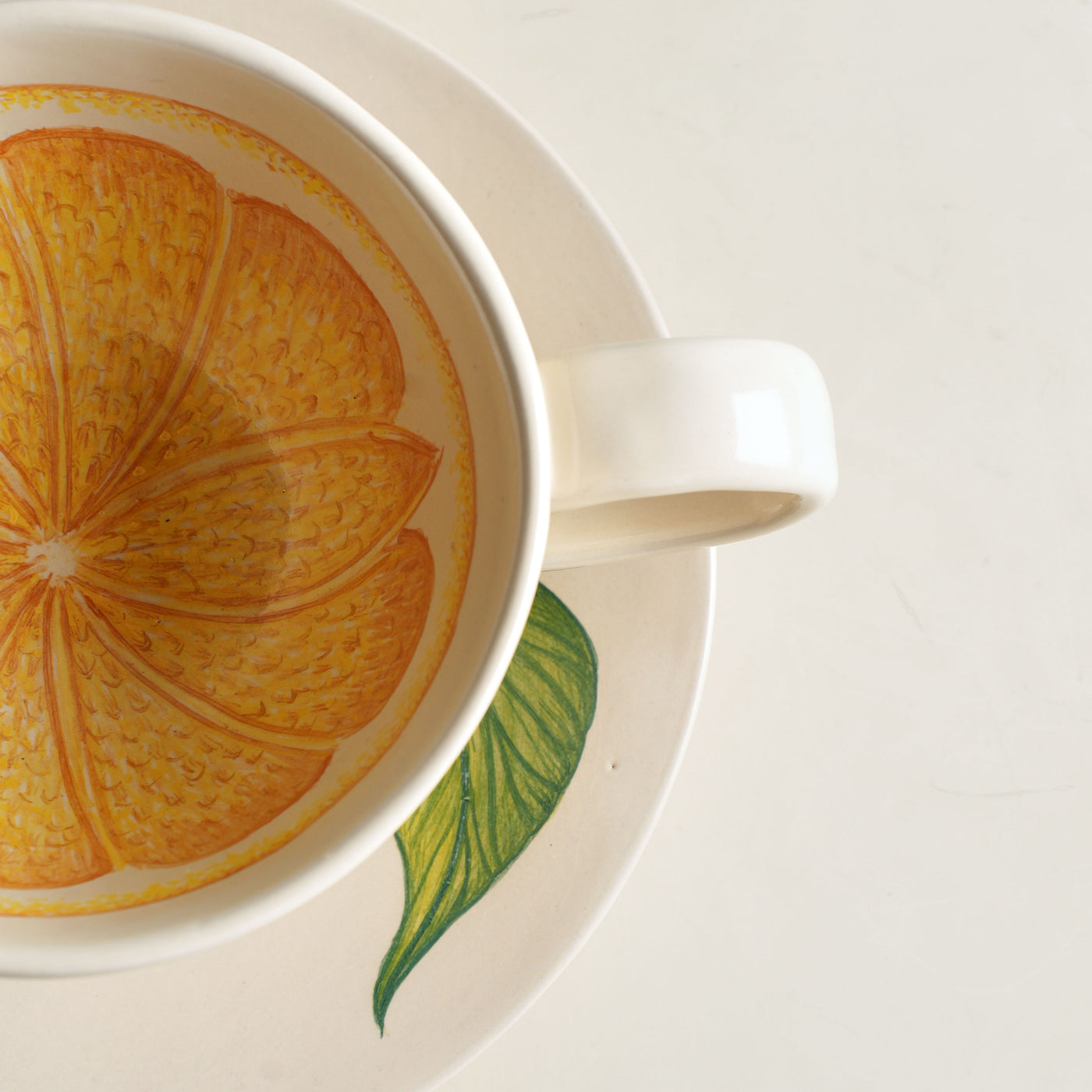 KHANOOM tea cup and saucer lemon refreshing lemon motif