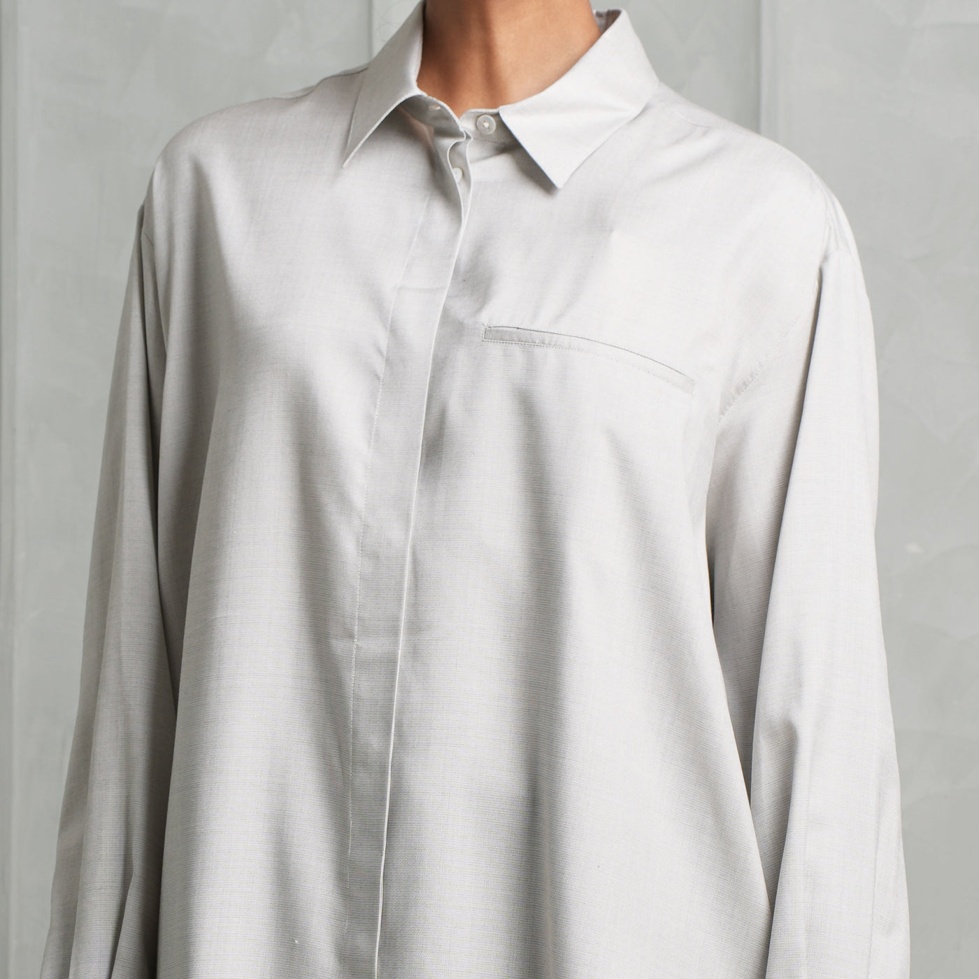 THE ROW eleni silk grey shirt