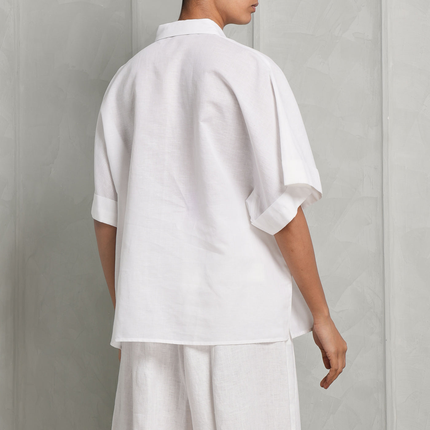 VARANA kimono sleeve white shirt