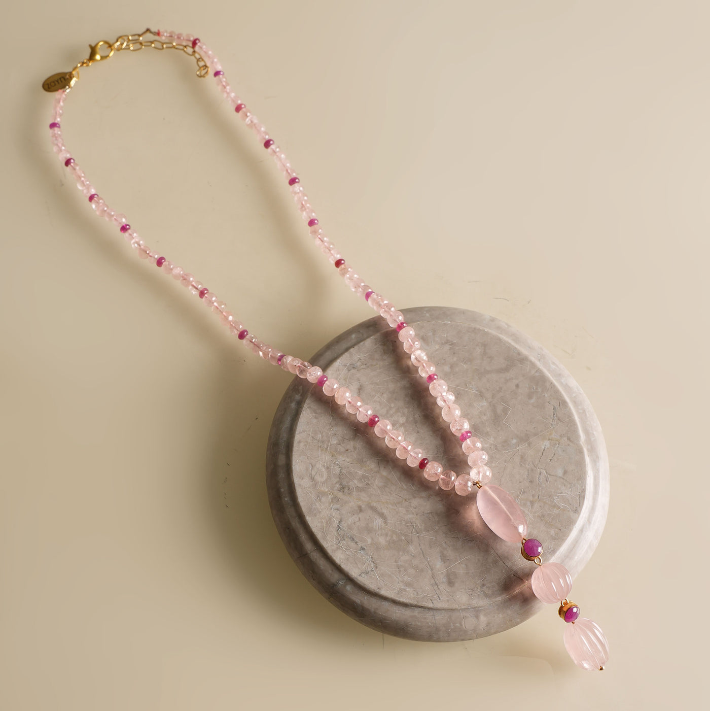 ZAYN BY SUNENA rose quartz pendant