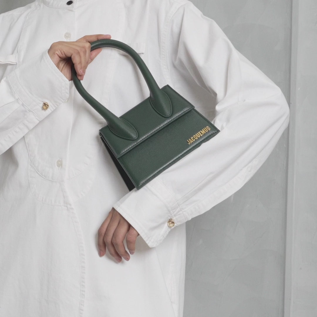 JACQUEMUS green Le Chiquito Moyen Bag