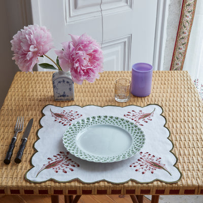 Tulip Scallop placemats